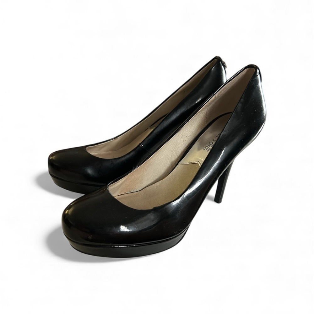 Michael Kors Black patent leather Women's Heels pumps sz 6